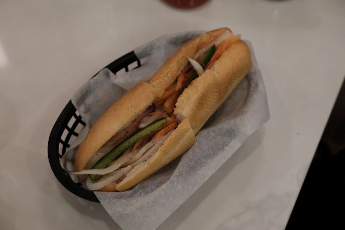 special vietnamese cold cut sub 越南特式切肉麵包 베트남식 스페셜 샌드위치, Pho Khanh Express (Beatty)